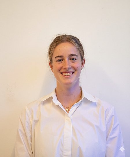 Beisitzerin - Aufbau einer Beziksjugend: Cécile Pooth